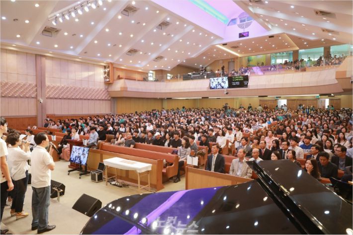 CBS의 24시간 크리스천 음악채널 '조이포유(JOY4U)' 콘서트가 9일 울산 태화교회에서 성황리에 열렸다.(사진 = 반웅규 기자)