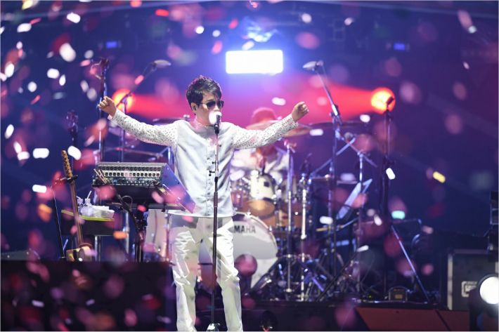 조용필 콘서트 모습(사진 한국조폐공사 제공)