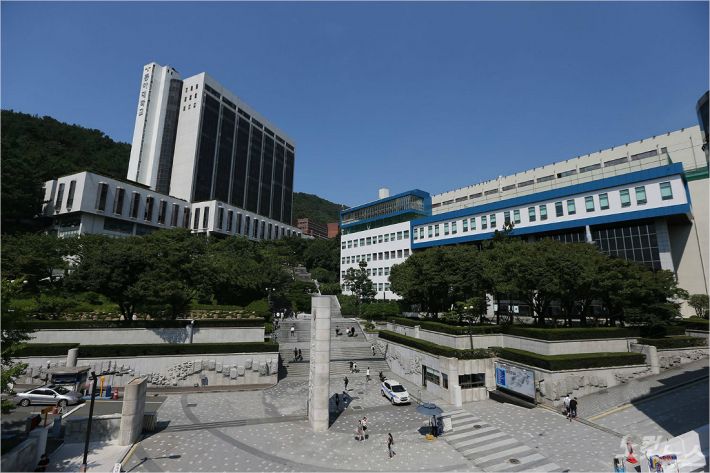 동아대학교