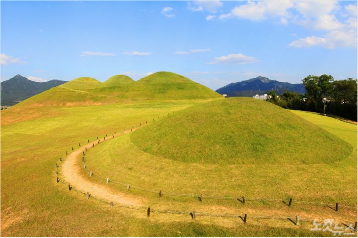 송학동고분군(사진=고성군청 제공)