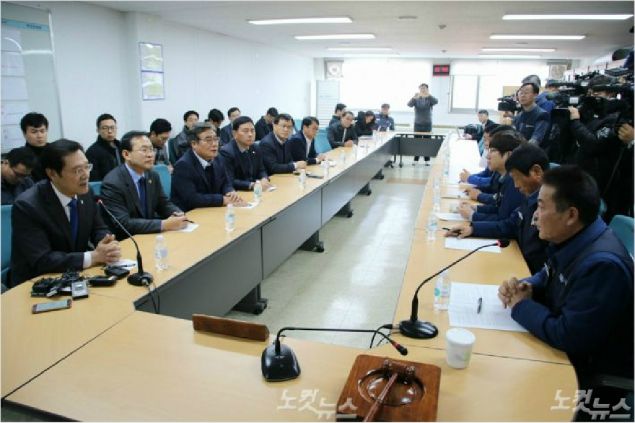 이용섭 광주시장 일행과 하부영 지부장 등 현대차 노조 집행부는 지난 11월 30일 현대차 울산공장 내 노조 사무실에서 30분 가량 면담했다. (사진=자료사진)