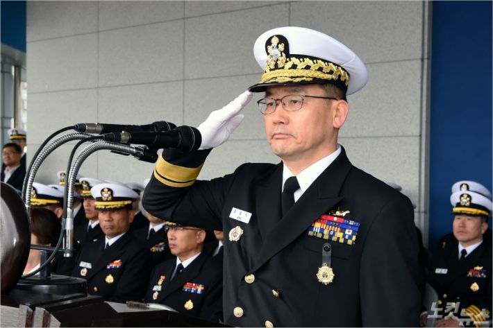 정일식 신임 잠수함사령관(사진=해군 제공)