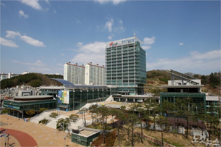 포항시청 전경(포항CBS자료사진)
