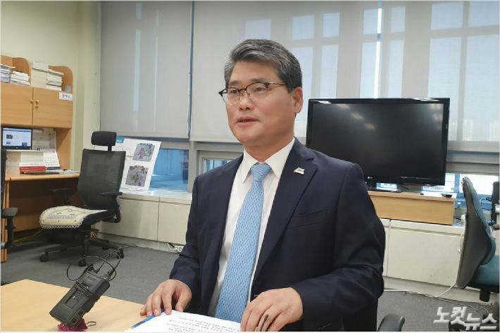 8일 전라북도 임상규 기획조정실장의 반박 기자회견(사진=김민성 기자)