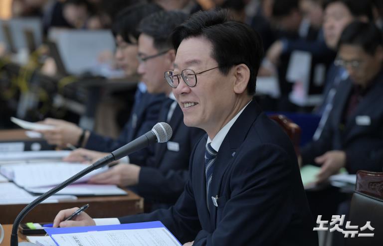 행안위 경기도 국감, 이국종 센터장 참고인으로 출석