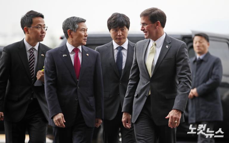 제51차 SCM, 손잡은 한미 국방장관