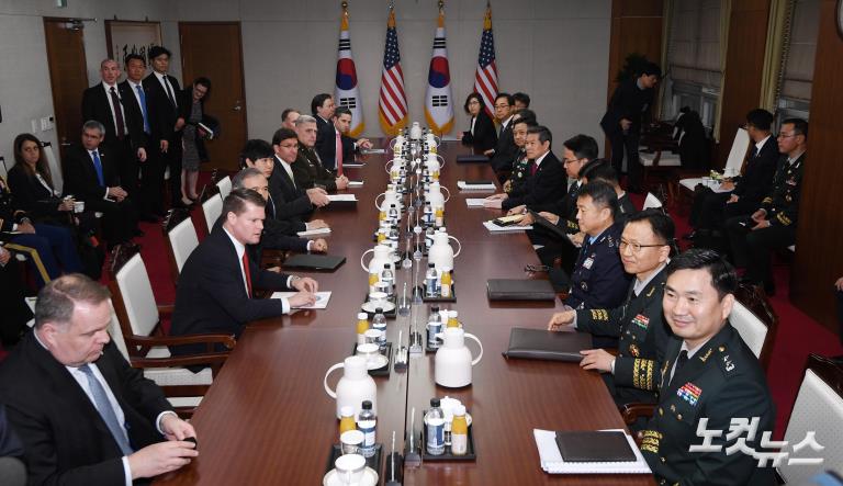 제51차 SCM, 손잡은 한미 국방장관