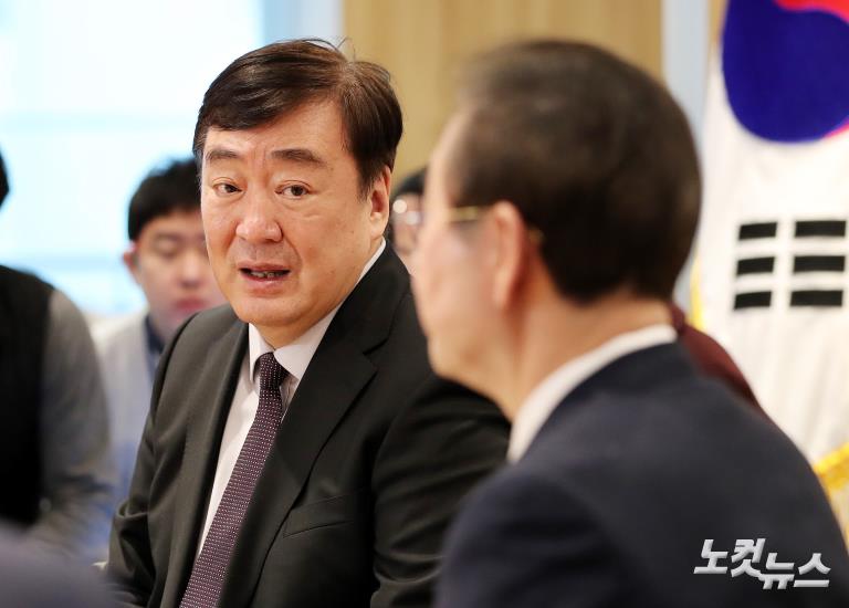 박원순 시장, 주한중국대사와 코로나-19 대응 방안 논의