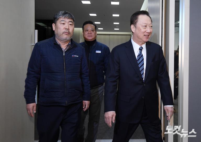 대한상의-한국노총 상견례