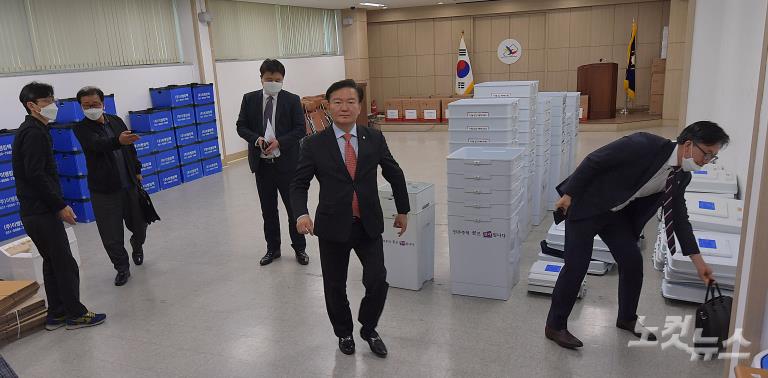 투표함, 투표지 증거 보전 작업 참관 민경욱