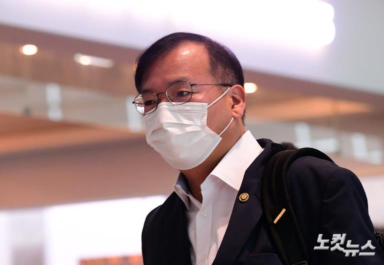 '백신 해결' 정부대표단 미국행