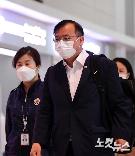 '백신 해결' 정부대표단 미국행