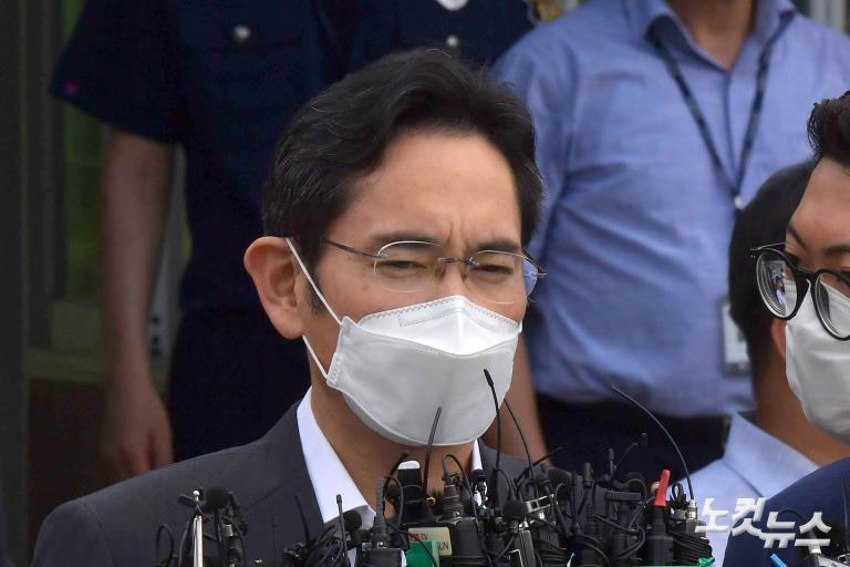 이재용, 재수감 207일 만에 가석방