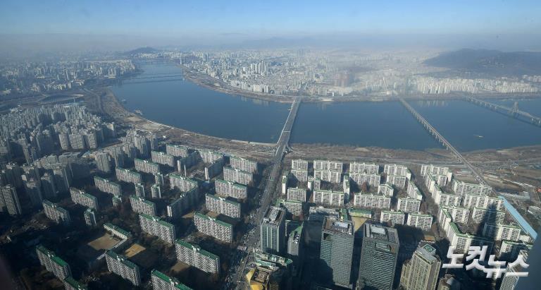 아파트값 5개월 만에 '하락'