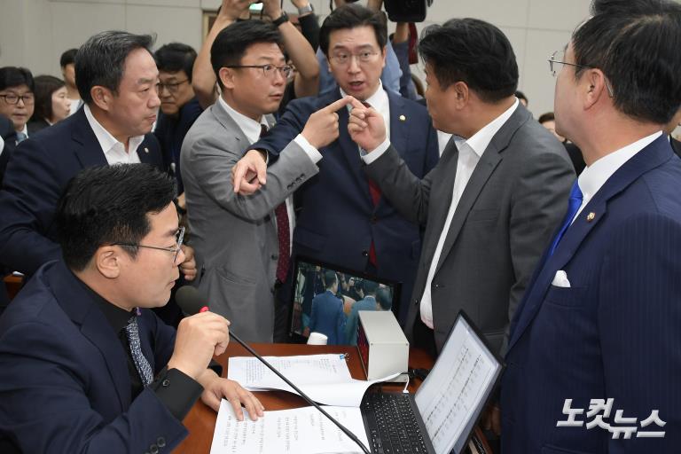 국회 운영위, 대통령비서실·국가안보실·대통령경호처 국정감사