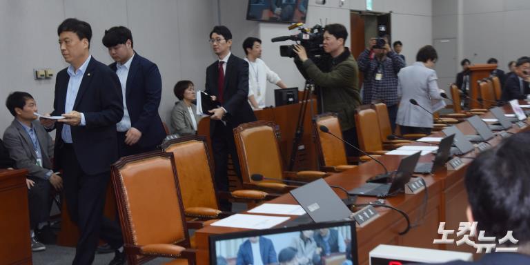 국회 운영위, 대통령비서실 등 내년도 예산안 통과