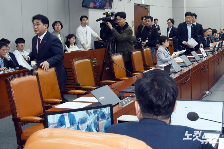 국회 운영위, 대통령비서실 등 내년도 예산안 통과