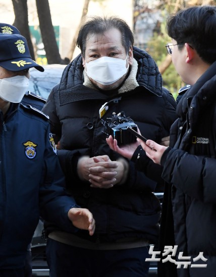 '정치자금법 위반 혐의' 건진법사 구속갈림길