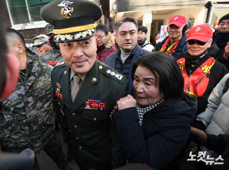 '항명 혐의' 박정훈 대령, 1심 무죄