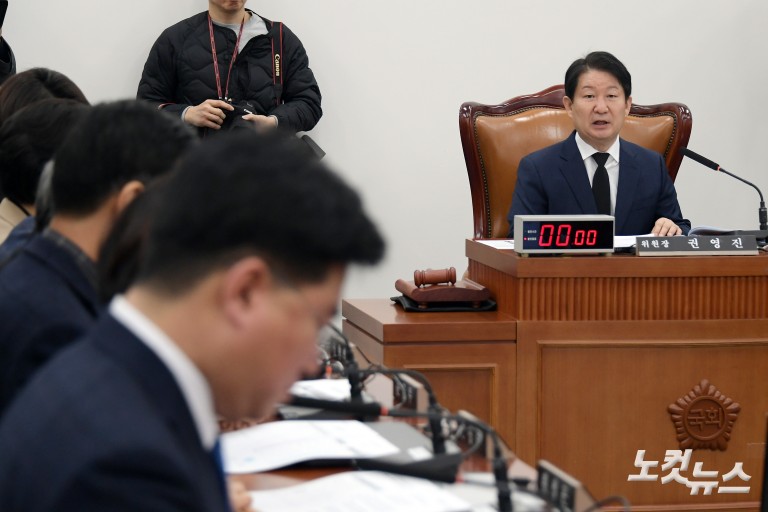 여객기 참사 진상규명과 피해자 및 유가족 피해구제를 위한 특위 전체회의