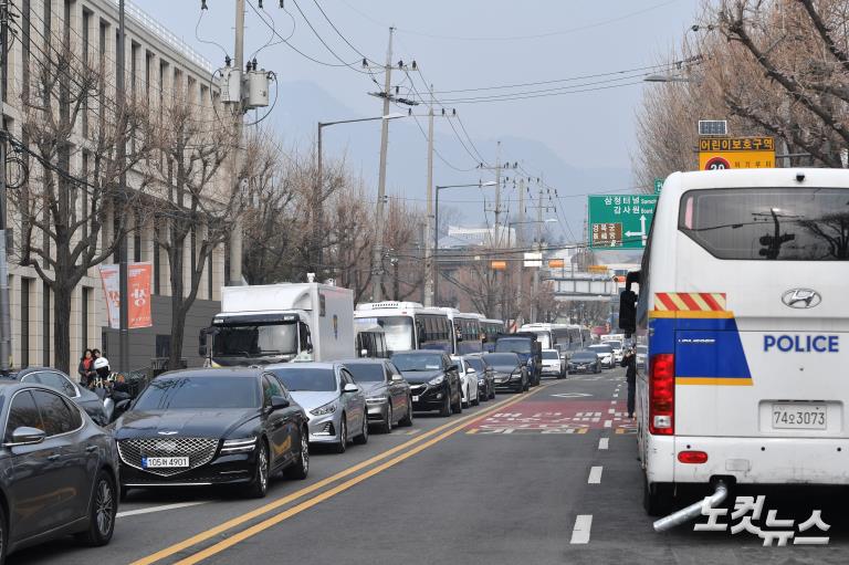 헌법재판소 경계 강화