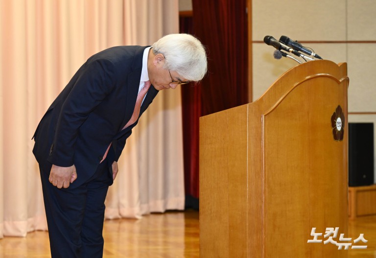 마은혁 헌법재판관, 국회선출 104일 만에 취임