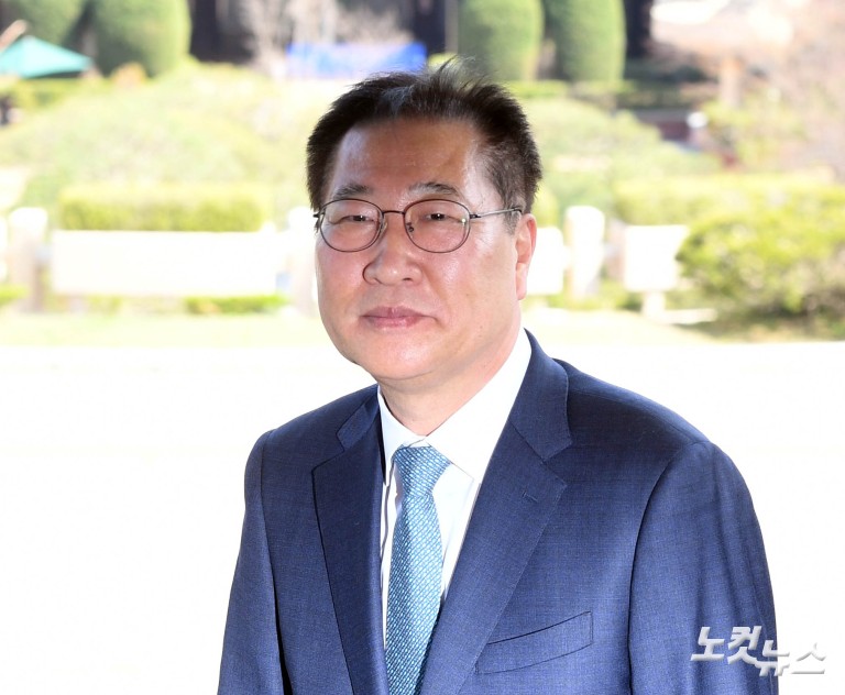 탄핵기각 법무부 장관, 119일 만에 직무복귀