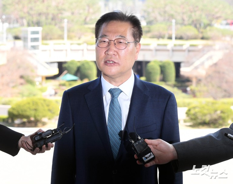 탄핵기각 법무부 장관, 119일 만에 직무복귀