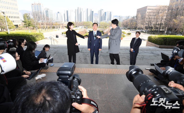 탄핵기각 법무부 장관, 119일 만에 직무복귀