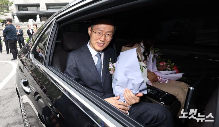 문형배·이미선 헌법재판관 퇴임