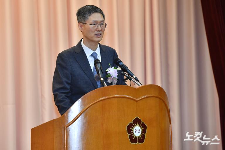 문형배·이미선 헌법재판관 퇴임