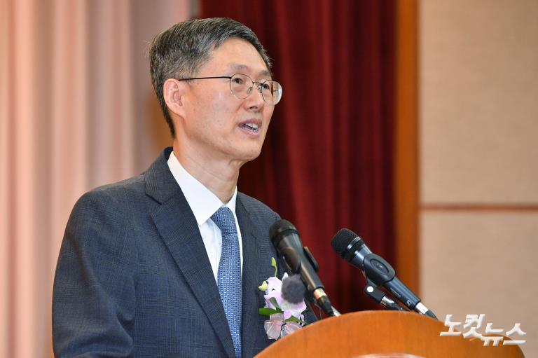 문형배·이미선 헌법재판관 퇴임