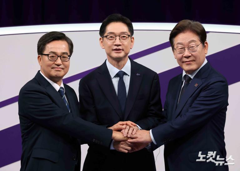 민주당 대선경선후보 첫 TV 토론