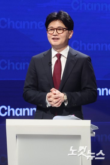 국민의힘 대선 2차 경선 토론회, 김문수-한동훈