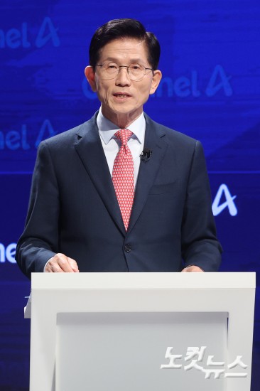 국민의힘 대선 2차 경선 토론회, 김문수-한동훈