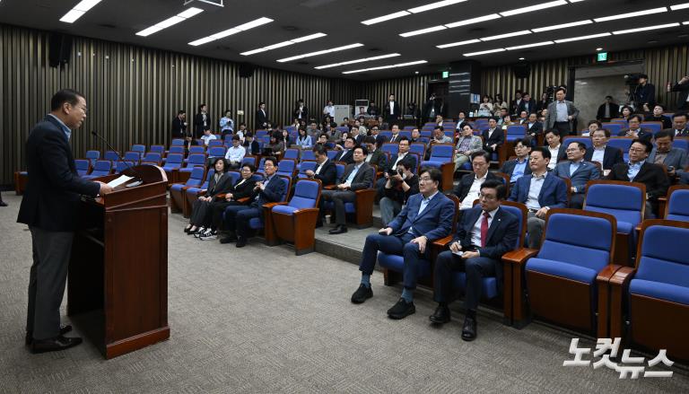 권영세 "김문수, 단일화 약속 무너뜨리면 국민 배신"