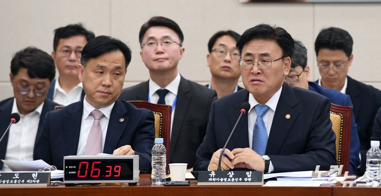 'SKT 해킹 사태' 국회 청문회