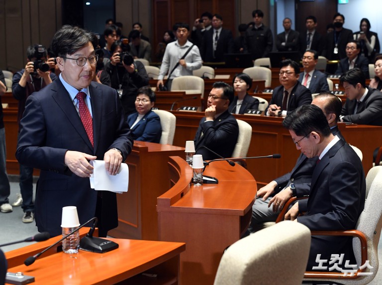 의총장 떠난 김문수