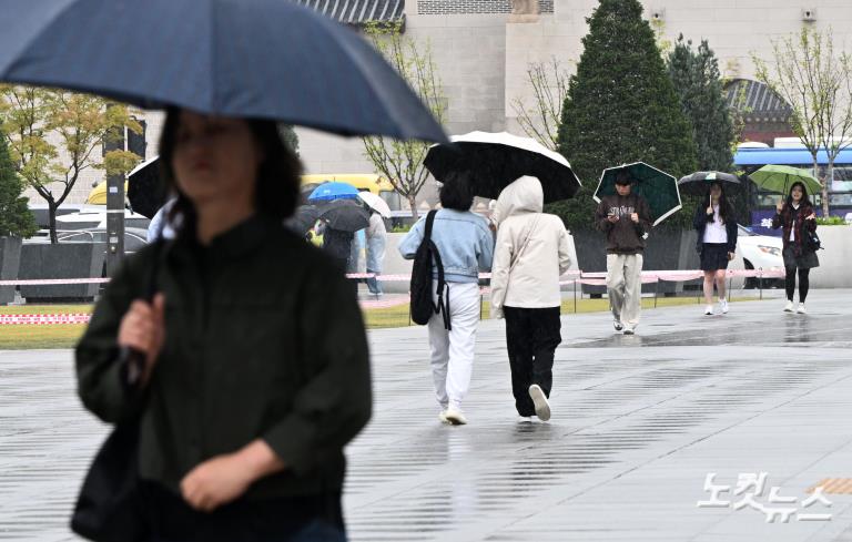 추적추적 내리는 봄비