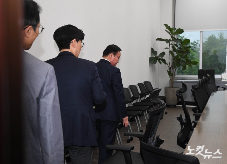 김문수-한덕수, 단일화 협상 재개