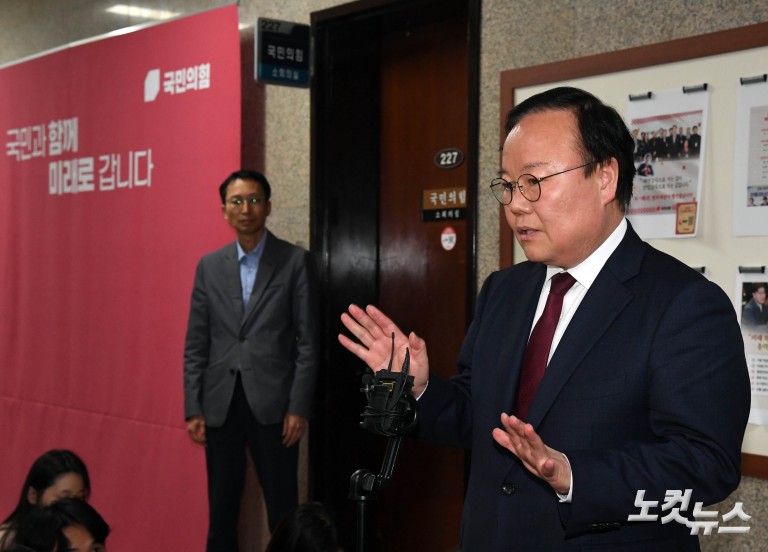 김문수-한덕수, 단일화 실무협상 다시 결렬