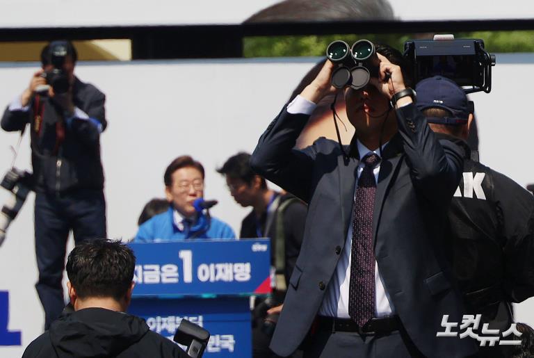 이재명 후보, '빛의 혁명' 광화문에서 첫 유세