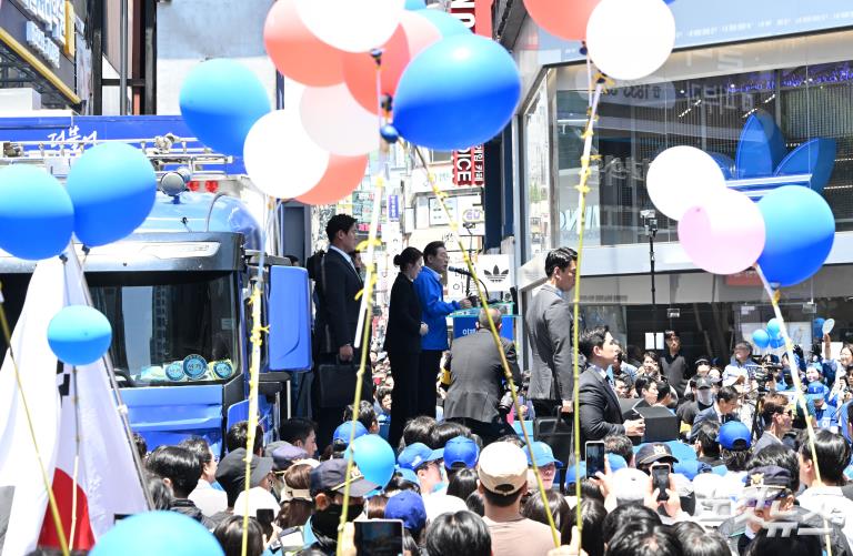 PK 표심 잡기 나선 이재명 후보