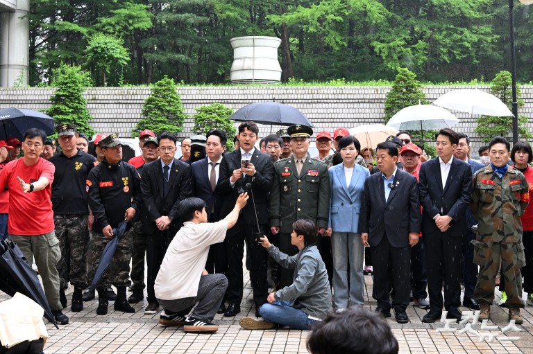박정훈 대령, 2심 준비기일 출석
