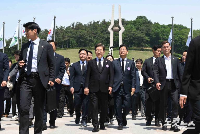 이재명, 5.18민주화운동기념식 참석