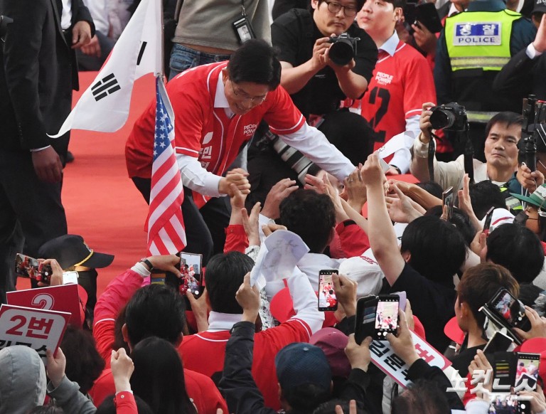 김문수, 서울역광장 집중유세