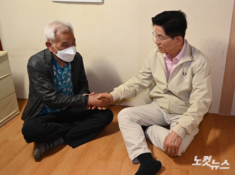 김문수, 영등포 쪽방촌 방문