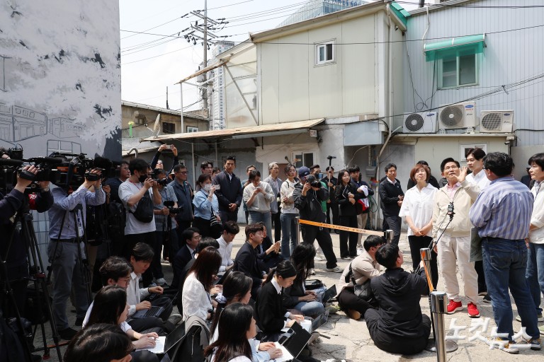 김문수, 영등포 쪽방촌 방문