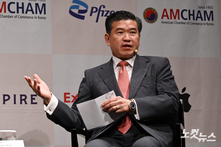 이준석 개혁신당 대선 후보, 제임스 김 암참 회장과 대담