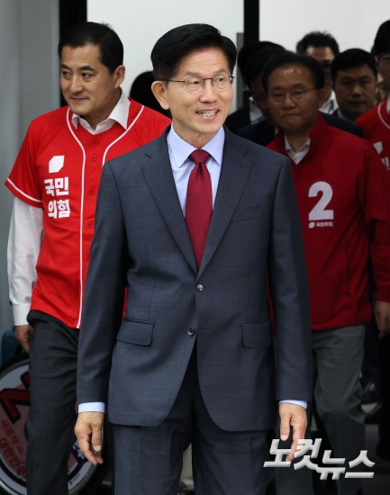 김문수 국민의힘 대통령 후보, 대국민 호소문 발표